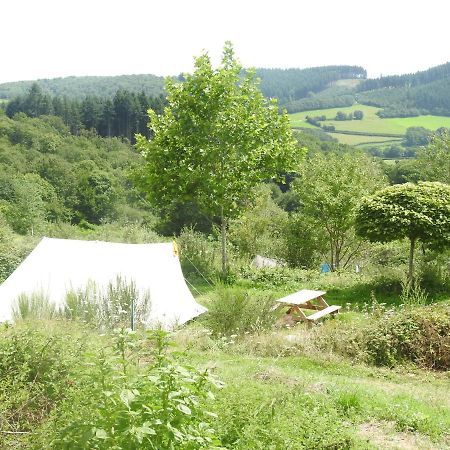 Camping La Foret Du Morvan Larochemillay Εξωτερικό φωτογραφία